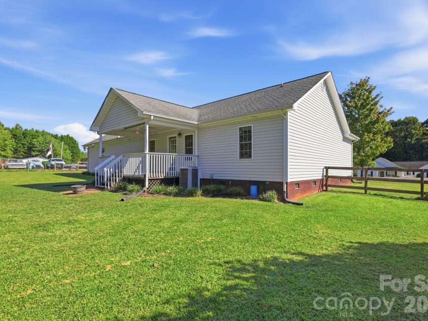 2455 Fay Jones Road, Denver, NC 28037.  MLS# CAR4429616, YatesRealty ID 54661. 