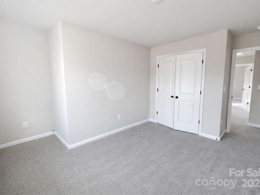 4729 Muskogee Drive, Charlotte, NC 28212.  MLS# CAR4334574, YatesRealty ID 54664. 