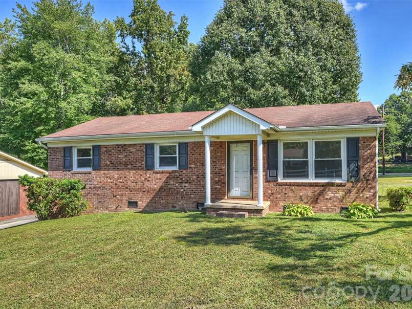 535 Little Texas Road, Kannapolis, NC 28083.  MLS# CAR4431009, YatesRealty ID 54666. 