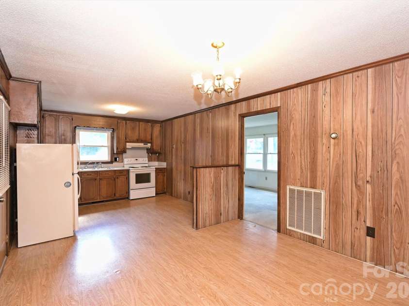 535 Little Texas Road, Kannapolis, NC 28083.  MLS# CAR4431009, YatesRealty ID 54666. 