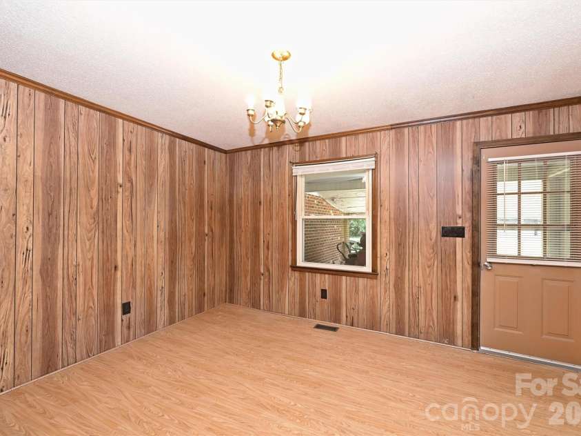 535 Little Texas Road, Kannapolis, NC 28083.  MLS# CAR4431009, YatesRealty ID 54666. 