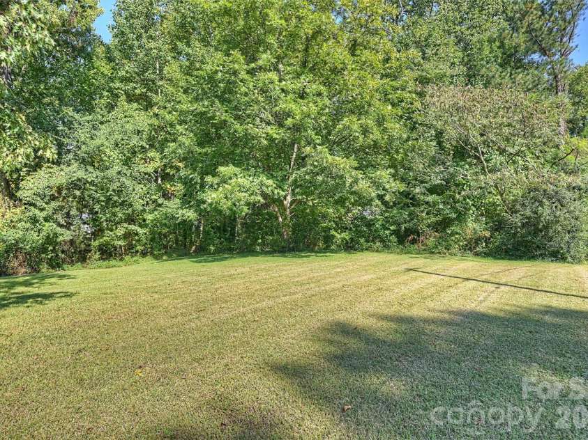 535 Little Texas Road, Kannapolis, NC 28083.  MLS# CAR4431009, YatesRealty ID 54666. 