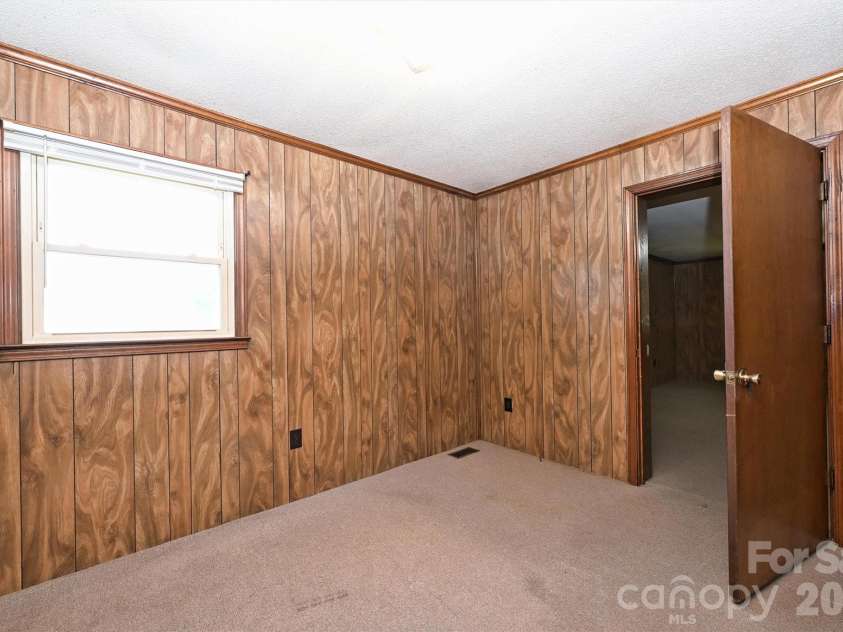 535 Little Texas Road, Kannapolis, NC 28083.  MLS# CAR4431009, YatesRealty ID 54666. Bedroom 3