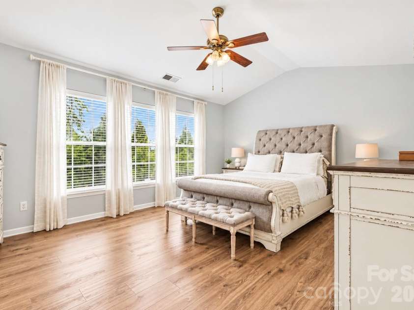 8728 Fieldcroft Drive, Charlotte, NC 28277.  MLS# CAR4427939, YatesRealty ID 54669. Owners Suite with Backyard Tree Views