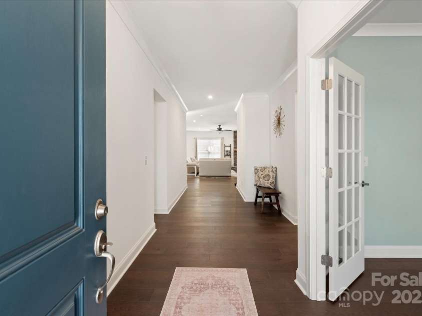 11031 Larkslea Lane, Charlotte, NC 28278.  MLS# CAR4271960, YatesRealty ID 5467. 