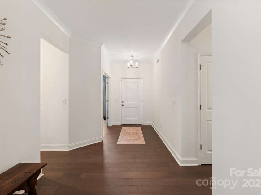 11031 Larkslea Lane, Charlotte, NC 28278.  MLS# CAR4271960, YatesRealty ID 5467. 