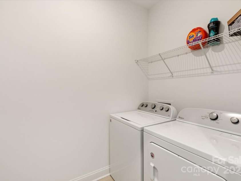 11031 Larkslea Lane, Charlotte, NC 28278.  MLS# CAR4271960, YatesRealty ID 5467. 