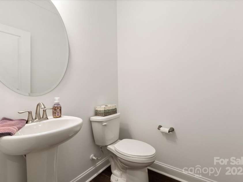 11031 Larkslea Lane, Charlotte, NC 28278.  MLS# CAR4271960, YatesRealty ID 5467. 