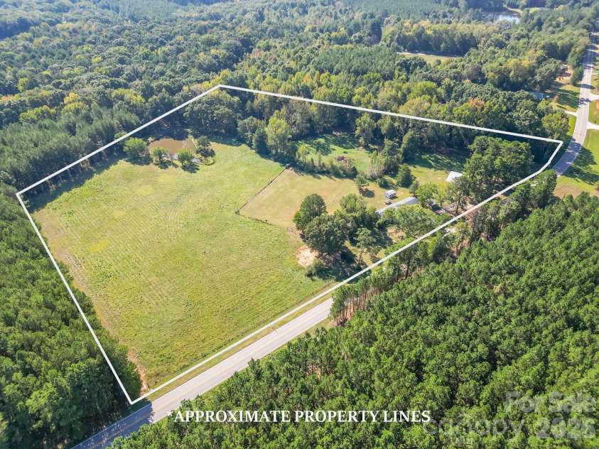 7615 Rocky River Road, Union, NC 28112.  MLS# CAR4430607, YatesRealty ID 54670. Conveniently located between Waxhaw, Monroe and Lancaster