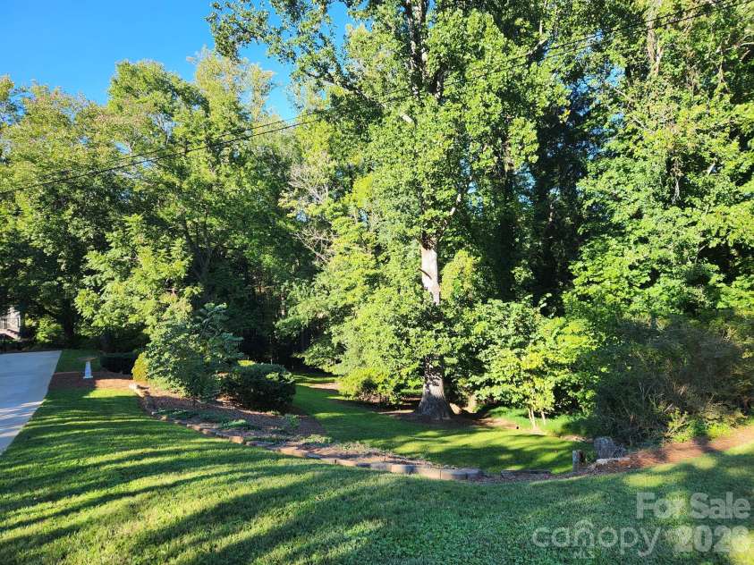 1007 Woodland Street, Valdese, NC 28690.  MLS# CAR4429584, YatesRealty ID 54673. Backyard