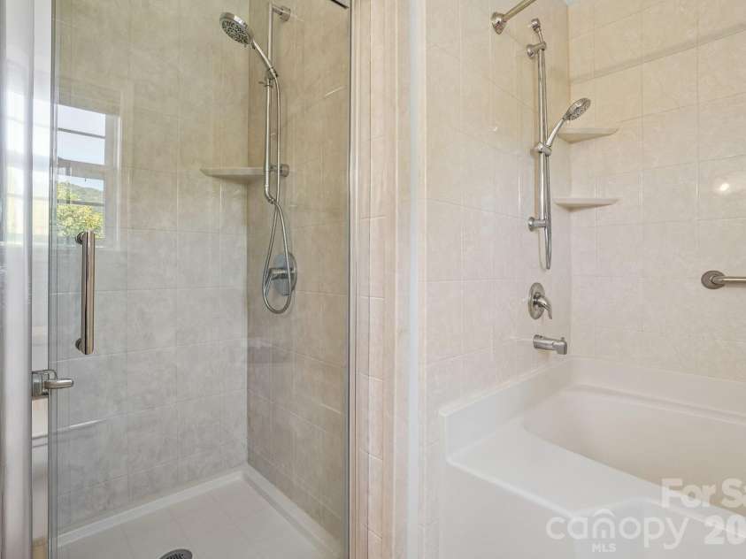206 Rolling Meadow Road, Fletcher, NC 28732.  MLS# CAR4427765, YatesRealty ID 54675. 