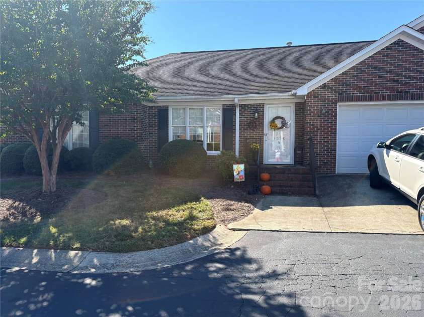 1630-A Union Road, Gastonia, NC 28054.  MLS# CAR4431091, YatesRealty ID 54677. 