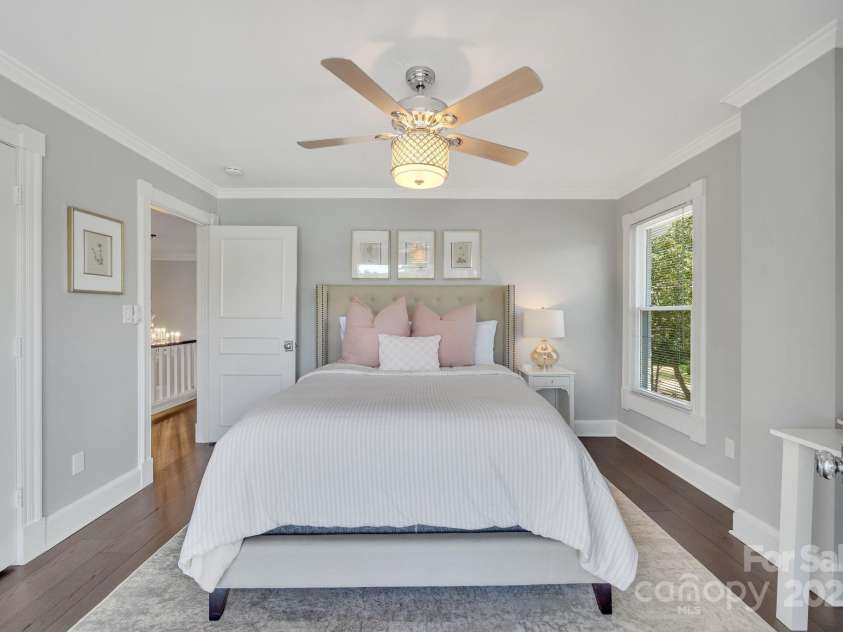 8150 Malibu Pointe Lane, Denver, NC 28037.  MLS# CAR4234717, YatesRealty ID 5468. 