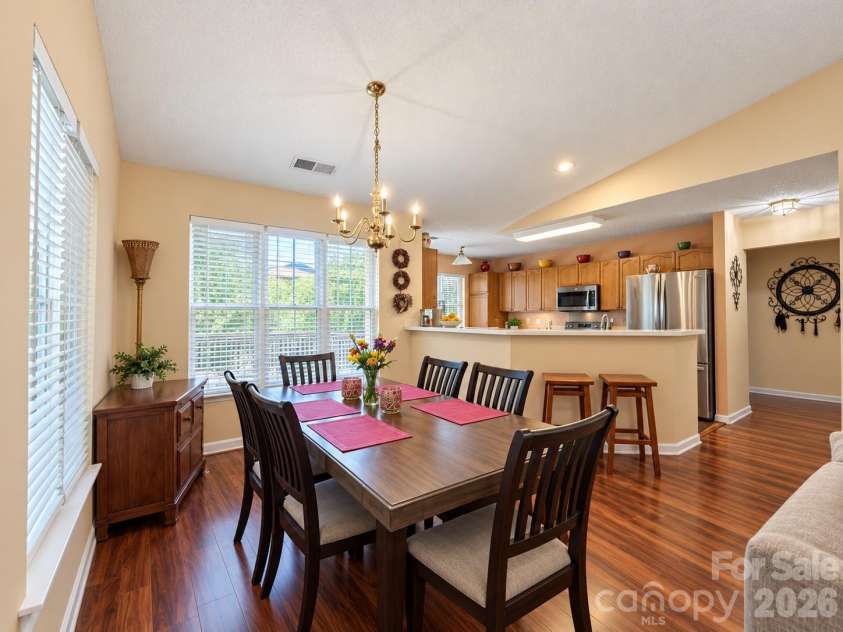 15751 Southern Garden Lane, Charlotte, NC 28278.  MLS# CAR4429361, YatesRealty ID 54685. 