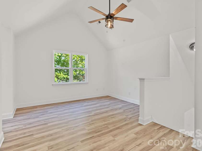 2825 Mayfair Avenue, Charlotte, NC 28208.  MLS# CAR4430334, YatesRealty ID 54687. 