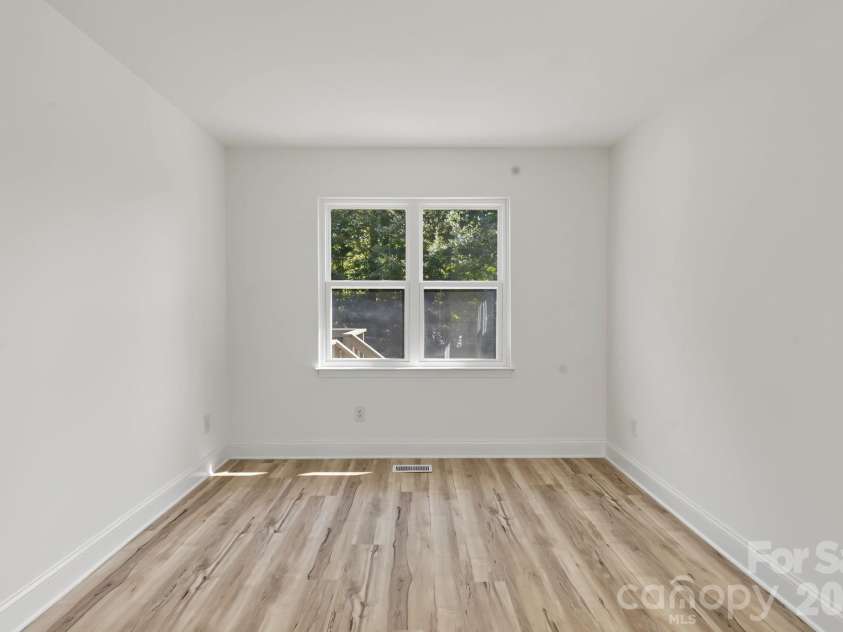 2825 Mayfair Avenue, Charlotte, NC 28208.  MLS# CAR4430334, YatesRealty ID 54687. Guest Bed 2 Main Floor