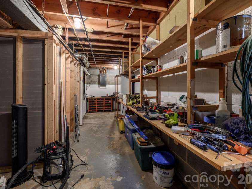 508 Berkshire Drive, Statesville, NC 28677.  MLS# CAR4427324, YatesRealty ID 54689. Storage/workshop