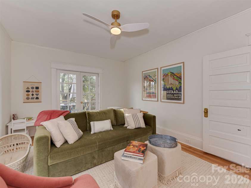 720 Clement Avenue, Charlotte, NC 28204.  MLS# CAR4347577, YatesRealty ID 5469. 