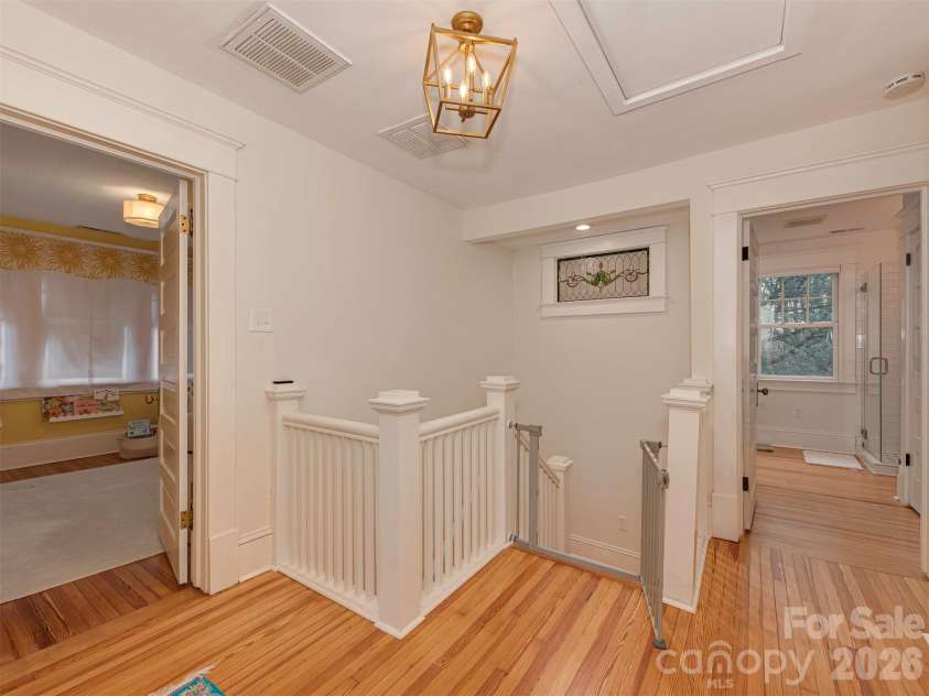 720 Clement Avenue, Charlotte, NC 28204.  MLS# CAR4347577, YatesRealty ID 5469. 