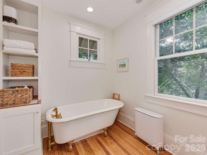 720 Clement Avenue, Charlotte, NC 28204.  MLS# CAR4347577, YatesRealty ID 5469. 