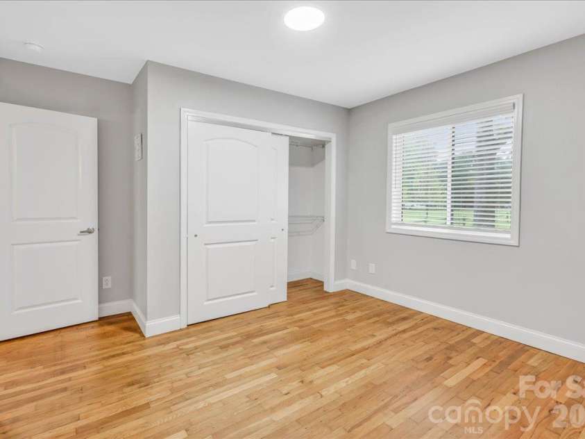 1005 Noles Drive, Mount Holly, NC 28120.  MLS# CAR4430700, YatesRealty ID 54692. 