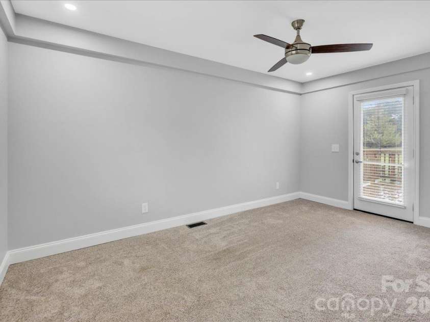 1005 Noles Drive, Mount Holly, NC 28120.  MLS# CAR4430700, YatesRealty ID 54692. 