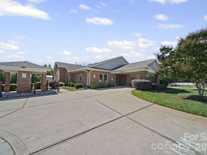 2367 Stardust Court, Denver, NC 28037.  MLS# CAR4429060, YatesRealty ID 54693. Clubhouse