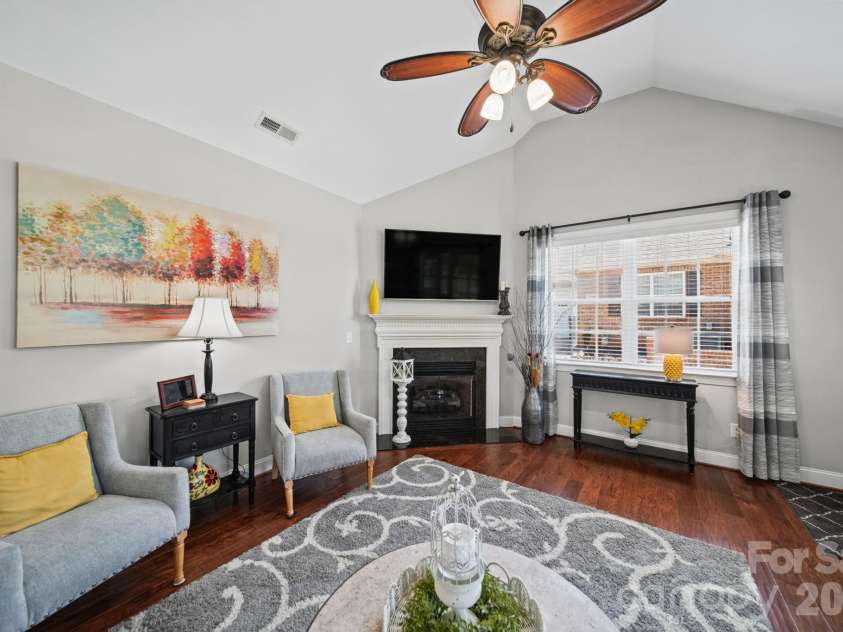 2367 Stardust Court, Denver, NC 28037.  MLS# CAR4429060, YatesRealty ID 54693. Great Room