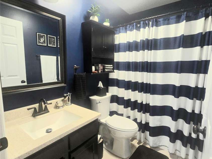 475 Spring Avenue, Newton, NC 28658.  MLS# CAR4430366, YatesRealty ID 54695. 