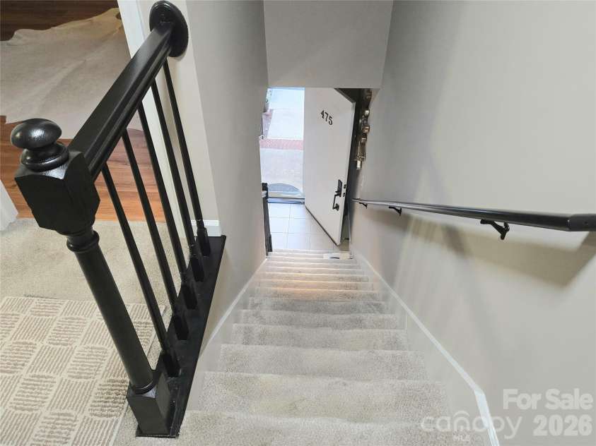 475 Spring Avenue, Newton, NC 28658.  MLS# CAR4430366, YatesRealty ID 54695. 