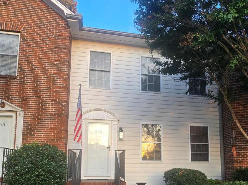 475 Spring Avenue, Newton, NC 28658.  MLS# CAR4430366, YatesRealty ID 54695. Welcome Home!