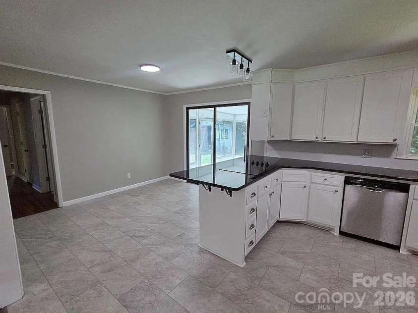 3828 Stroupe Street, Morganton, NC 28655.  MLS# CAR4427151, YatesRealty ID 54696. 