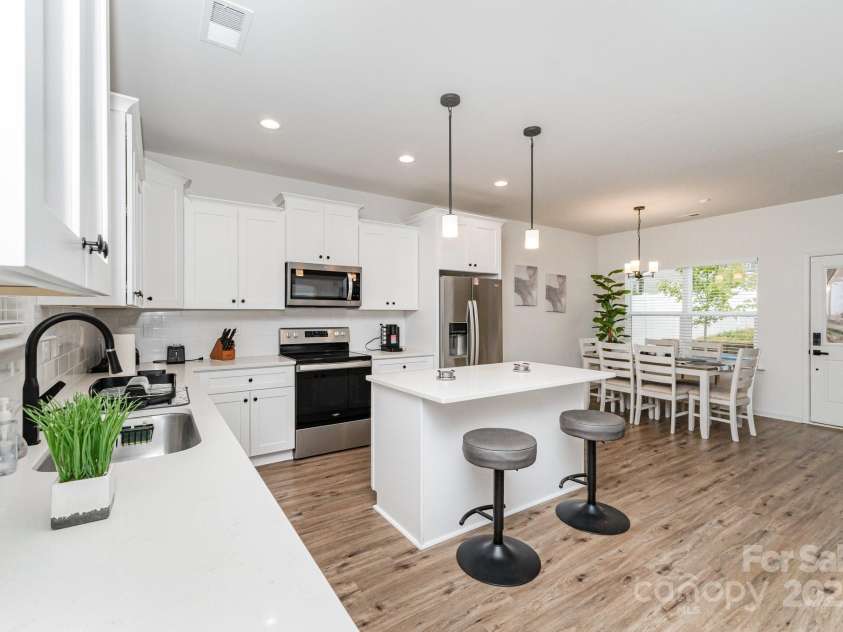 2513 Pruitt Street, Charlotte, NC 28208.  MLS# CAR4317598, YatesRealty ID 547. 