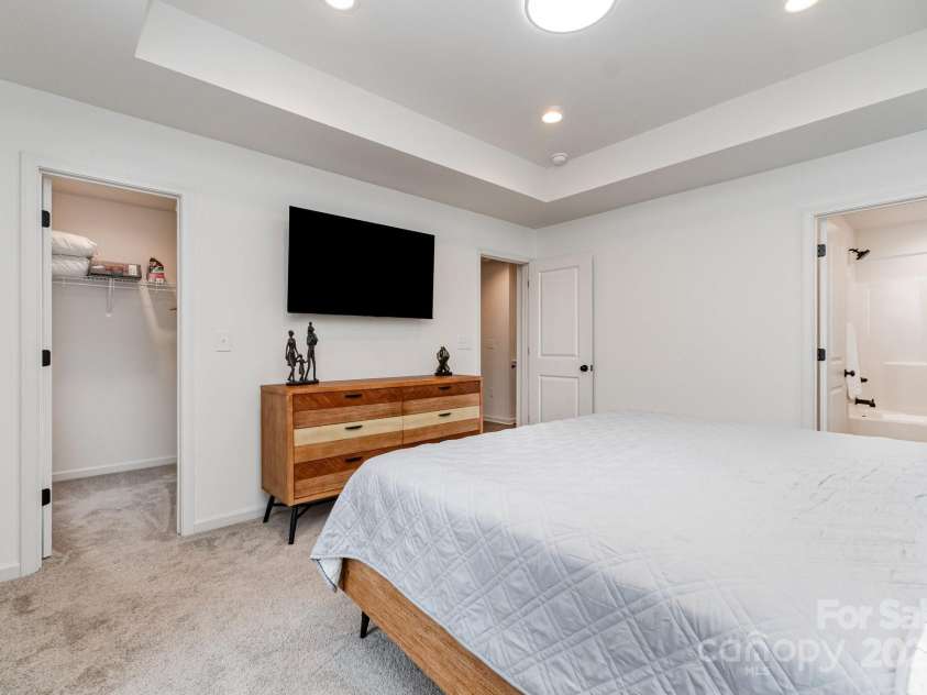 2513 Pruitt Street, Charlotte, NC 28208.  MLS# CAR4317598, YatesRealty ID 547. 