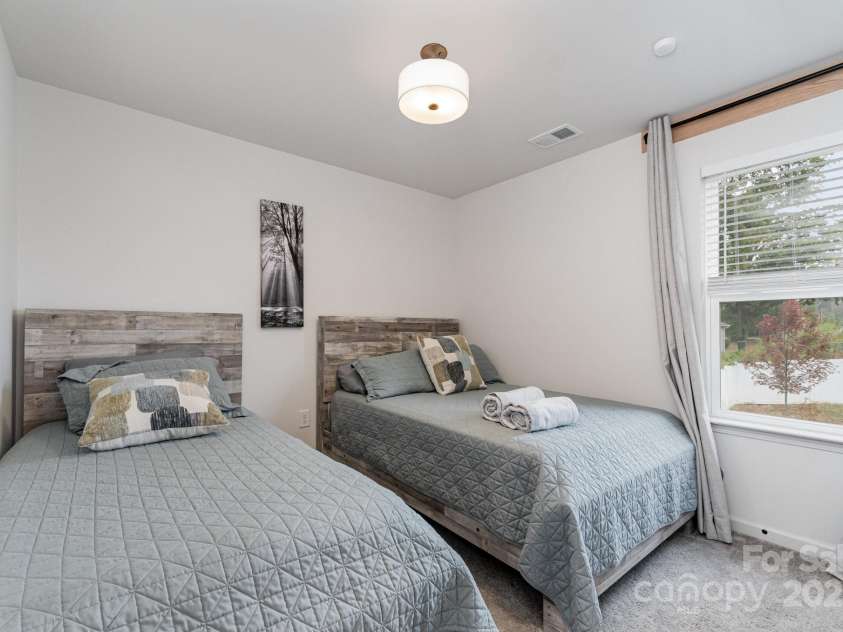 2513 Pruitt Street, Charlotte, NC 28208.  MLS# CAR4317598, YatesRealty ID 547. 