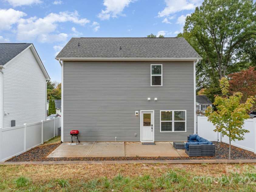 2513 Pruitt Street, Charlotte, NC 28208.  MLS# CAR4317598, YatesRealty ID 547. 