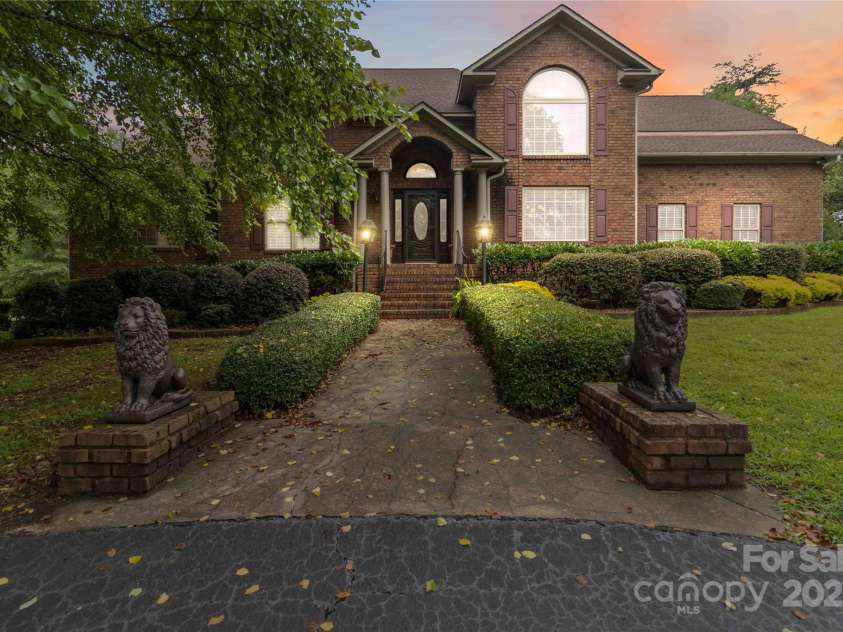 865 Saint Paul Church Road, Clover, SC 29710.  MLS# CAR4279217, YatesRealty ID 5470. 