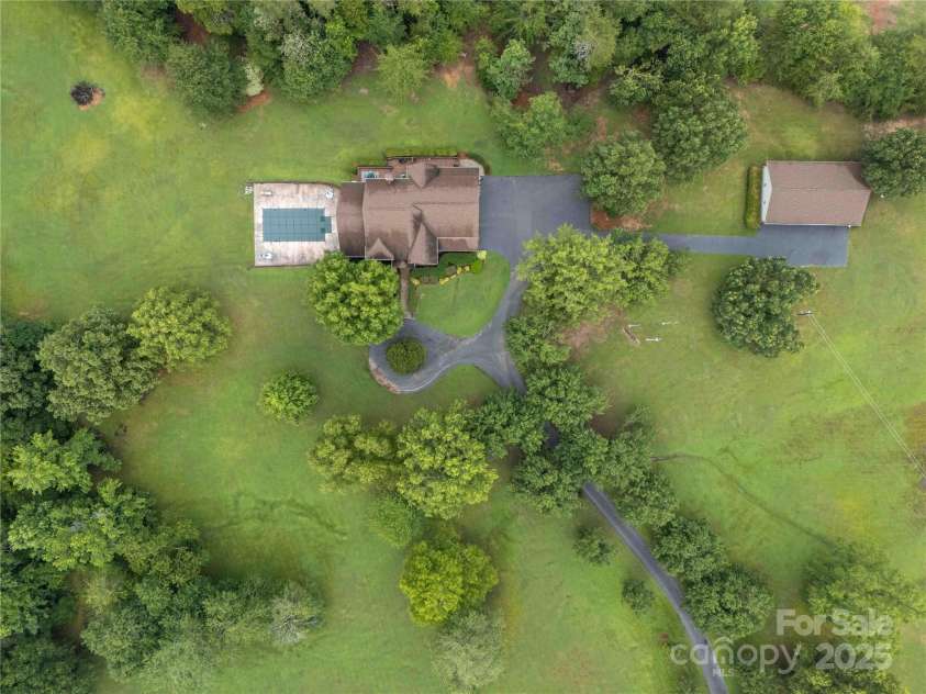 865 Saint Paul Church Road, Clover, SC 29710.  MLS# CAR4279217, YatesRealty ID 5470. 