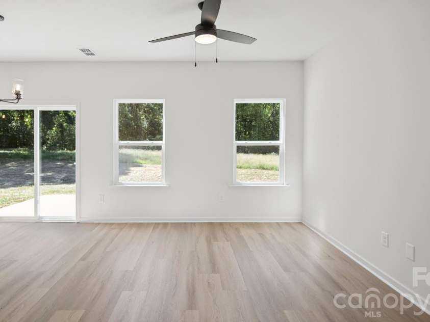 6835 Mint Street, Charlotte, NC 28214.  MLS# CAR4431176, YatesRealty ID 54701. 