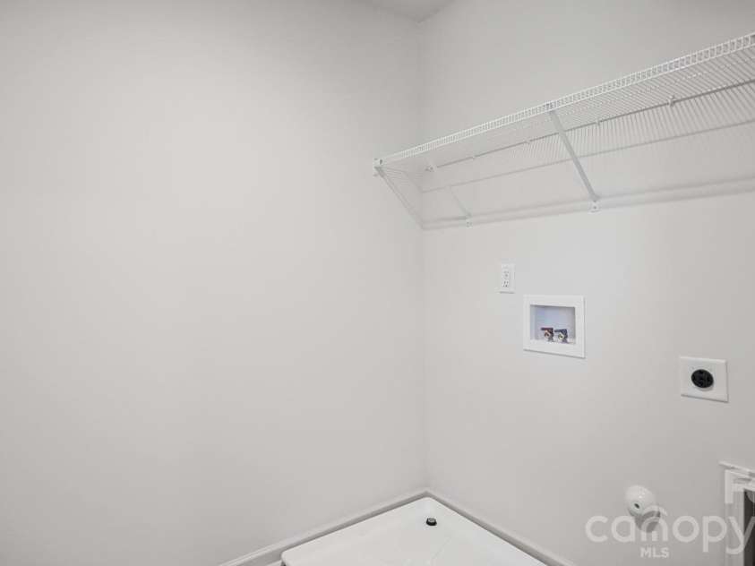 6835 Mint Street, Charlotte, NC 28214.  MLS# CAR4431176, YatesRealty ID 54701. 