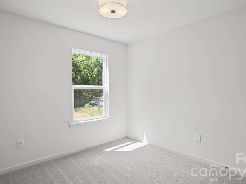 6835 Mint Street, Charlotte, NC 28214.  MLS# CAR4431176, YatesRealty ID 54701. 