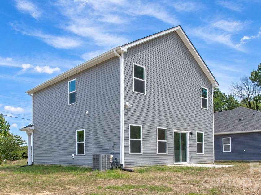 6835 Mint Street, Charlotte, NC 28214.  MLS# CAR4431176, YatesRealty ID 54701. 