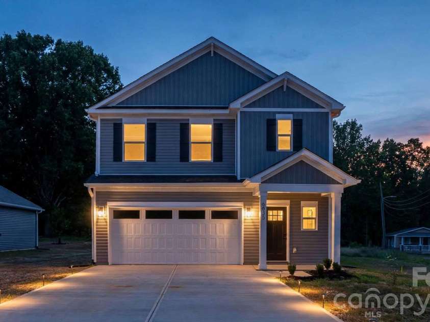 6835 Mint Street, Charlotte, NC 28214.  MLS# CAR4431176, YatesRealty ID 54701. Digital Twilight