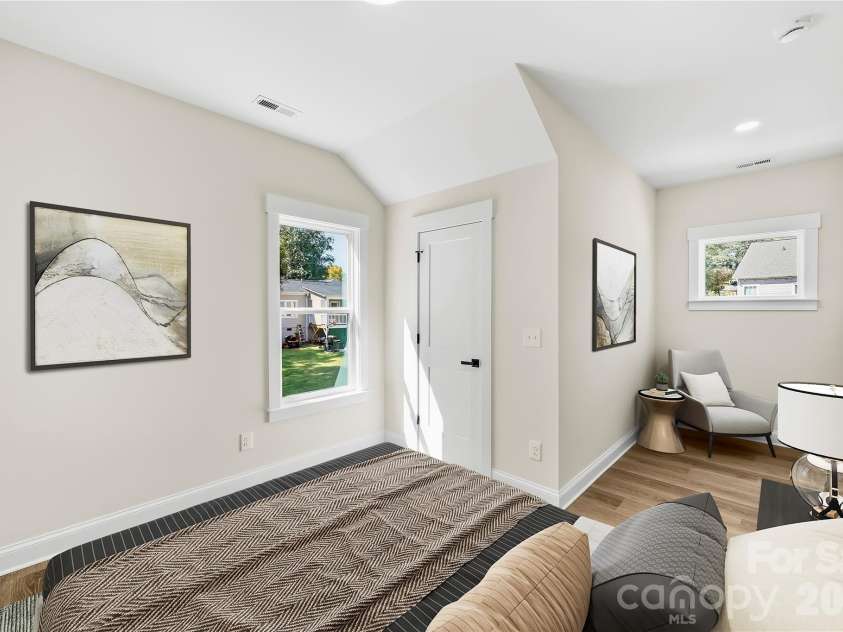208 Excelsior Street, Belmont, NC 28012.  MLS# CAR4431167, YatesRealty ID 54702. 