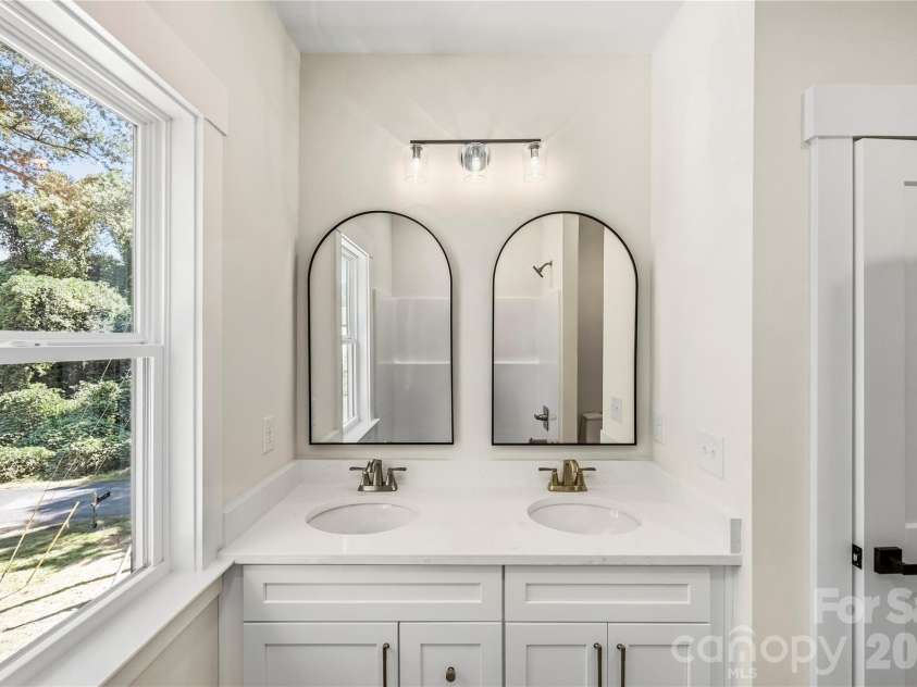 208 Excelsior Street, Belmont, NC 28012.  MLS# CAR4431167, YatesRealty ID 54702. 