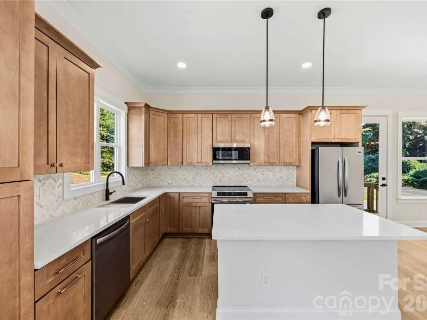 208 Excelsior Street, Belmont, NC 28012.  MLS# CAR4431167, YatesRealty ID 54702. 