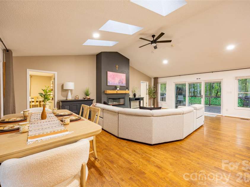 221 5th Street, Conover, NC 28613.  MLS# CAR4430937, YatesRealty ID 54703. 