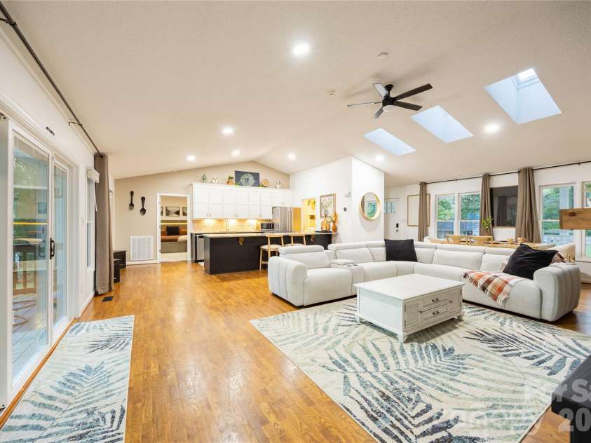 221 5th Street, Conover, NC 28613.  MLS# CAR4430937, YatesRealty ID 54703. 