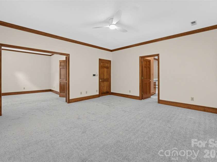 3715 Monique Lane, Charlotte, NC 28210.  MLS# CAR4430980, YatesRealty ID 54707. 