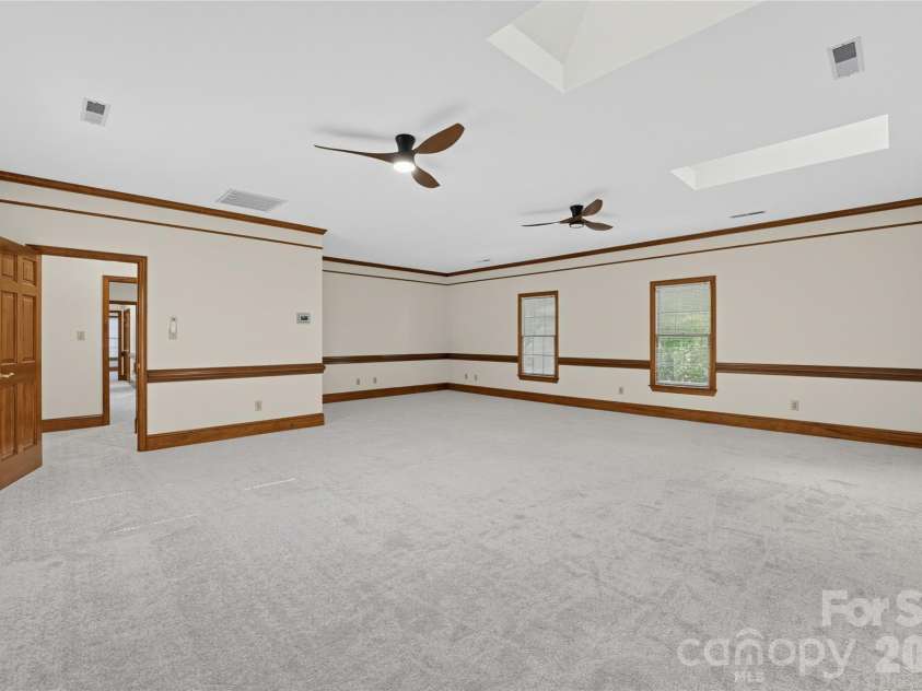 3715 Monique Lane, Charlotte, NC 28210.  MLS# CAR4430980, YatesRealty ID 54707. 